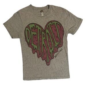 Artsyfart Detroit Heart T-Shirt | Small
